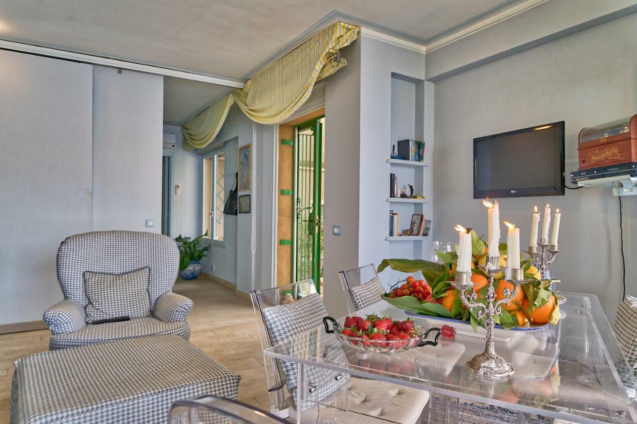 Luxury Apartment And Charm Sea View Isola Bella Taormina Exterior foto